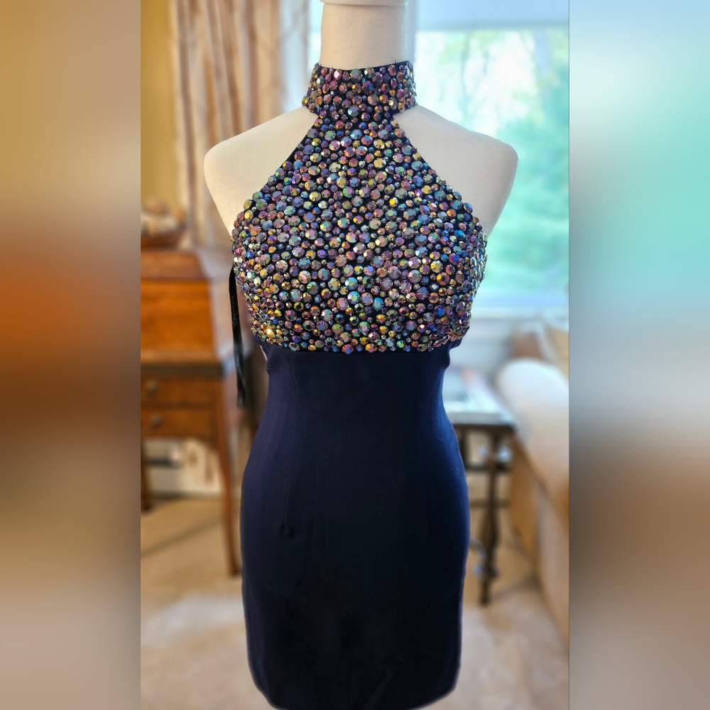 Sherri Hill Size 0 NWT Royal Blue Beaded Cocktail, Prom, Homecoming Dress